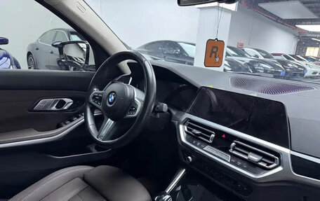 BMW 3 серия, 2021 год, 1 820 000 рублей, 19 фотография