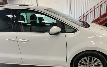 Volkswagen Sharan II, 2013 год, 1 270 000 рублей, 3 фотография