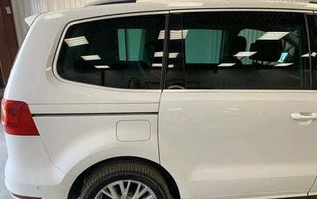 Volkswagen Sharan II, 2013 год, 1 270 000 рублей, 5 фотография