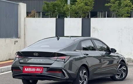 Hyundai Elantra, 2023 год, 1 660 000 рублей, 11 фотография