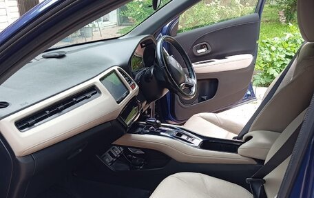 Honda Vezel, 2015 год, 1 300 000 рублей, 8 фотография