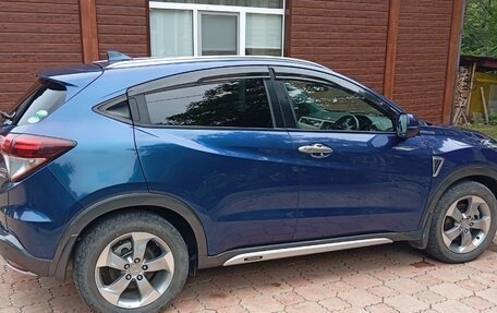 Honda Vezel, 2015 год, 1 300 000 рублей, 10 фотография