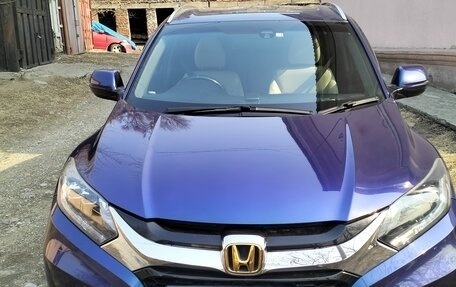 Honda Vezel, 2015 год, 1 300 000 рублей, 1 фотография