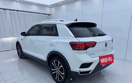 Volkswagen T-Roc I, 2022 год, 1 940 000 рублей, 6 фотография