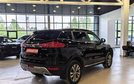 Geely Atlas I, 2021 год, 1 999 999 рублей, 4 фотография