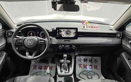 Honda Vezel, 2022 год, 1 820 000 рублей, 9 фотография