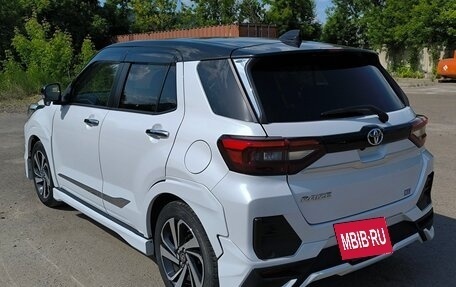 Toyota Raize I, 2022 год, 1 850 000 рублей, 3 фотография