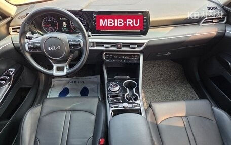 KIA K5, 2022 год, 1 820 000 рублей, 13 фотография
