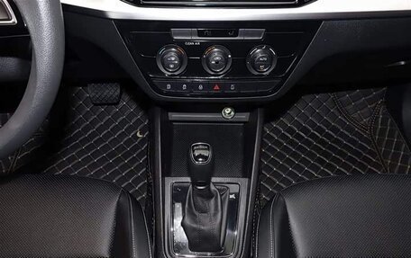 Skoda Kamiq I, 2022 год, 1 620 000 рублей, 13 фотография