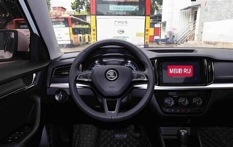 Skoda Kamiq I, 2022 год, 1 620 000 рублей, 11 фотография
