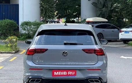Volkswagen Golf VIII, 2023 год, 1 799 999 рублей, 4 фотография