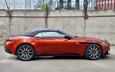 Aston Martin DB11 I, 2019 год, 18 000 000 рублей, 4 фотография