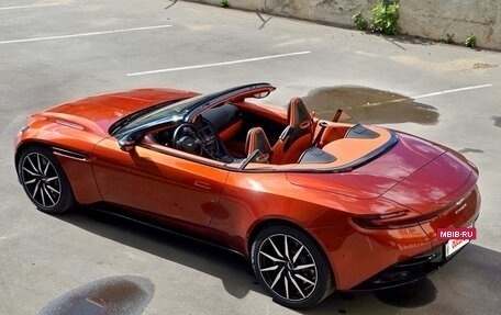 Aston Martin DB11 I, 2019 год, 18 000 000 рублей, 14 фотография