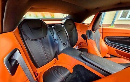 Aston Martin DB11 I, 2019 год, 18 000 000 рублей, 25 фотография