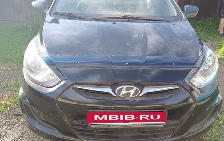 Hyundai Solaris II рестайлинг, 2011 год, 650 000 рублей, 9 фотография