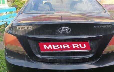 Hyundai Solaris II рестайлинг, 2011 год, 650 000 рублей, 10 фотография