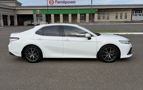 Toyota Camry, 2021 год, 3 400 000 рублей, 3 фотография