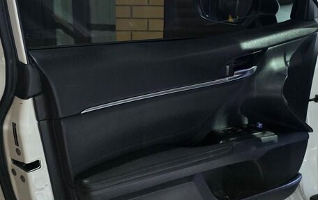 Toyota Camry, 2021 год, 3 400 000 рублей, 12 фотография