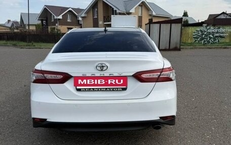 Toyota Camry, 2021 год, 3 400 000 рублей, 5 фотография
