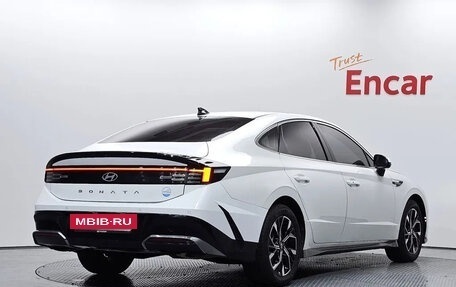 Hyundai Sonata VIII, 2023 год, 2 250 000 рублей, 3 фотография