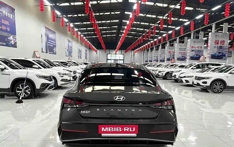 Hyundai Elantra, 2023 год, 1 524 000 рублей, 4 фотография