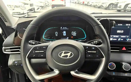 Hyundai Elantra, 2023 год, 1 524 000 рублей, 7 фотография