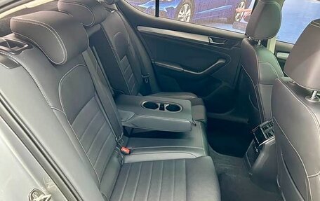 Skoda Superb III рестайлинг, 2022 год, 2 020 000 рублей, 11 фотография