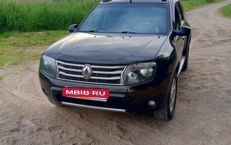 Renault Duster I рестайлинг, 2014 год, 800 000 рублей, 3 фотография