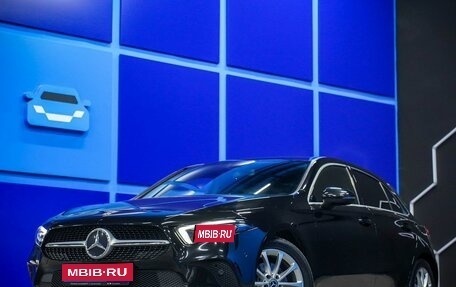 Mercedes-Benz A-Класс, 2019 год, 2 280 000 рублей, 1 фотография