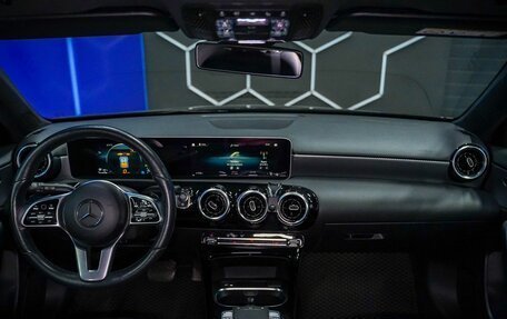 Mercedes-Benz A-Класс, 2019 год, 2 280 000 рублей, 12 фотография