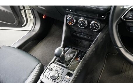 Mazda CX-3 I, 2018 год, 890 000 рублей, 17 фотография