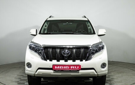 Toyota Land Cruiser Prado 150 рестайлинг 2, 2013 год, 2 399 700 рублей, 2 фотография