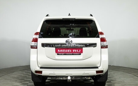 Toyota Land Cruiser Prado 150 рестайлинг 2, 2013 год, 2 399 700 рублей, 7 фотография