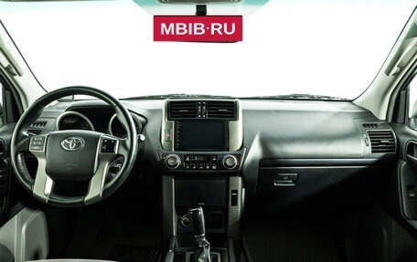 Toyota Land Cruiser Prado 150 рестайлинг 2, 2013 год, 2 399 700 рублей, 14 фотография