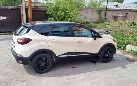 Renault Kaptur I рестайлинг, 2019 год, 1 940 000 рублей, 15 фотография