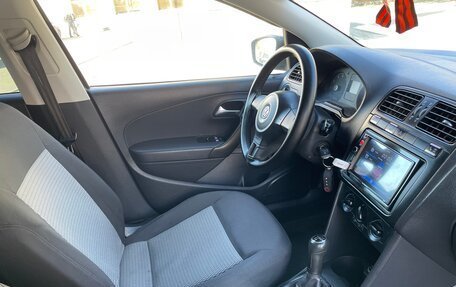 Volkswagen Polo VI (EU Market), 2011 год, 565 000 рублей, 10 фотография