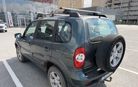 Chevrolet Niva I рестайлинг, 2013 год, 530 000 рублей, 4 фотография