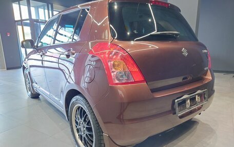Suzuki Swift III, 2010 год, 760 000 рублей, 4 фотография