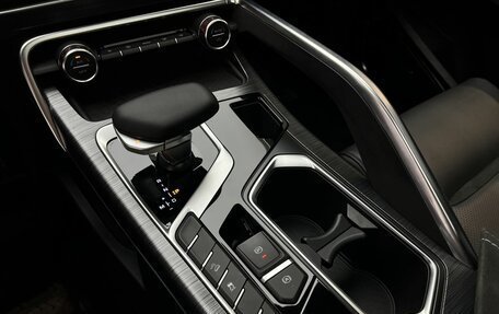 Geely Tugella FY11, 2023 год, 3 000 000 рублей, 11 фотография