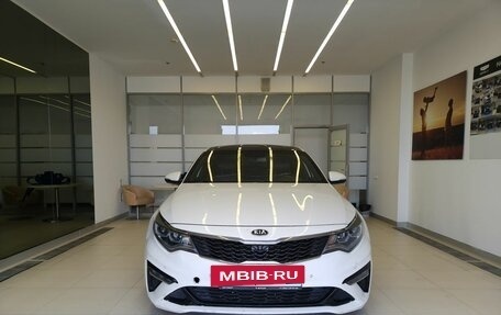 KIA Optima IV, 2019 год, 2 000 000 рублей, 2 фотография