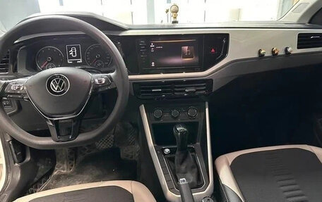 Volkswagen Polo, 2022 год, 950 000 рублей, 9 фотография