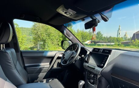 Toyota Land Cruiser Prado 150 рестайлинг 2, 2021 год, 7 050 000 рублей, 8 фотография