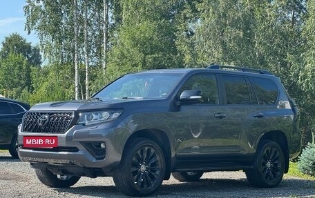 Toyota Land Cruiser Prado 150 рестайлинг 2, 2021 год, 7 050 000 рублей, 5 фотография