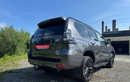 Toyota Land Cruiser Prado 150 рестайлинг 2, 2021 год, 7 050 000 рублей, 7 фотография