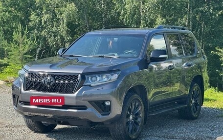 Toyota Land Cruiser Prado 150 рестайлинг 2, 2021 год, 7 050 000 рублей, 6 фотография