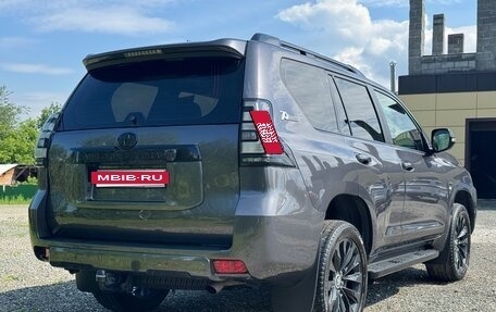 Toyota Land Cruiser Prado 150 рестайлинг 2, 2021 год, 7 050 000 рублей, 16 фотография