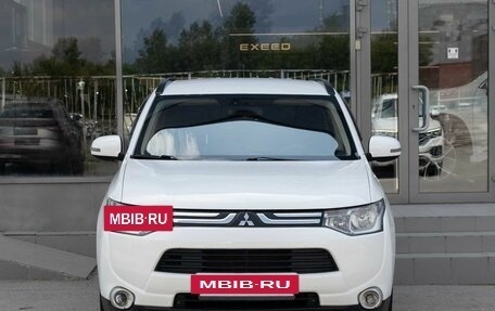 Mitsubishi Outlander III рестайлинг 3, 2013 год, 1 180 000 рублей, 2 фотография