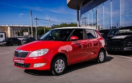 Skoda Fabia II, 2011 год, 490 000 рублей, 2 фотография