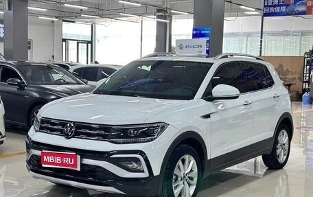 Volkswagen T-Cross I, 2022 год, 1 180 000 рублей, 1 фотография