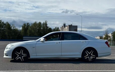 Mercedes-Benz S-Класс, 2011 год, 1 780 000 рублей, 1 фотография